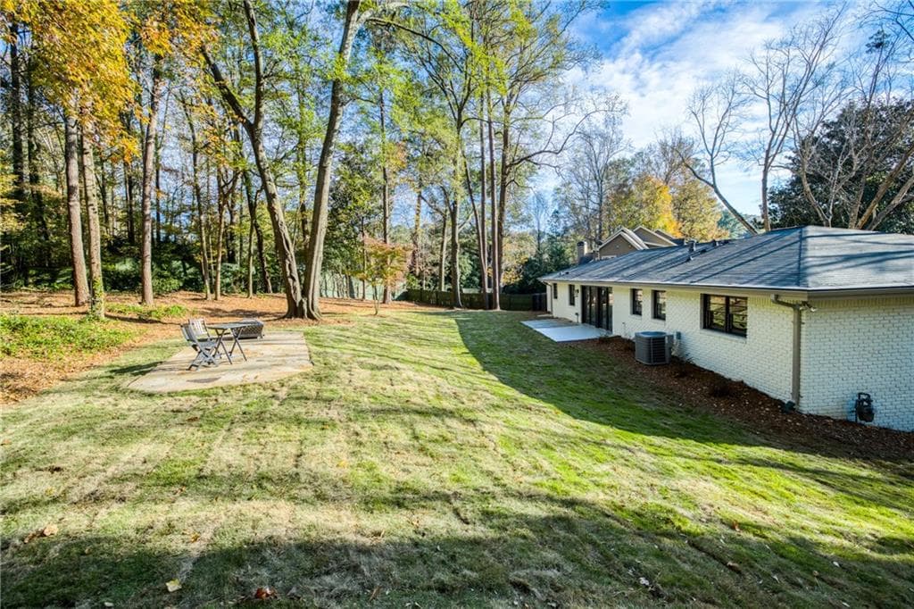 3 bedroom, 2 bathroom, 1,852 sq ft single family residence sold at 1935 Wildwood Place, Atlanta, GA 30324