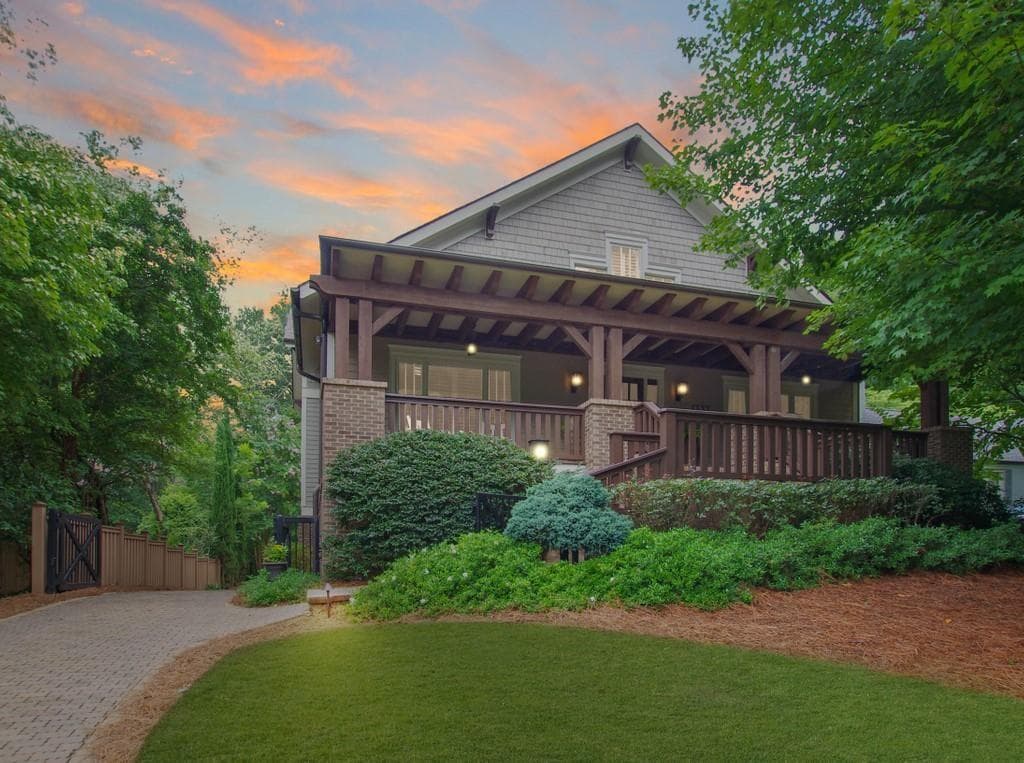 5 bedroom, 6 bathroom, 6,982 sq ft single family residence sold at 1332 Briarwood Drive, Atlanta, GA 30306