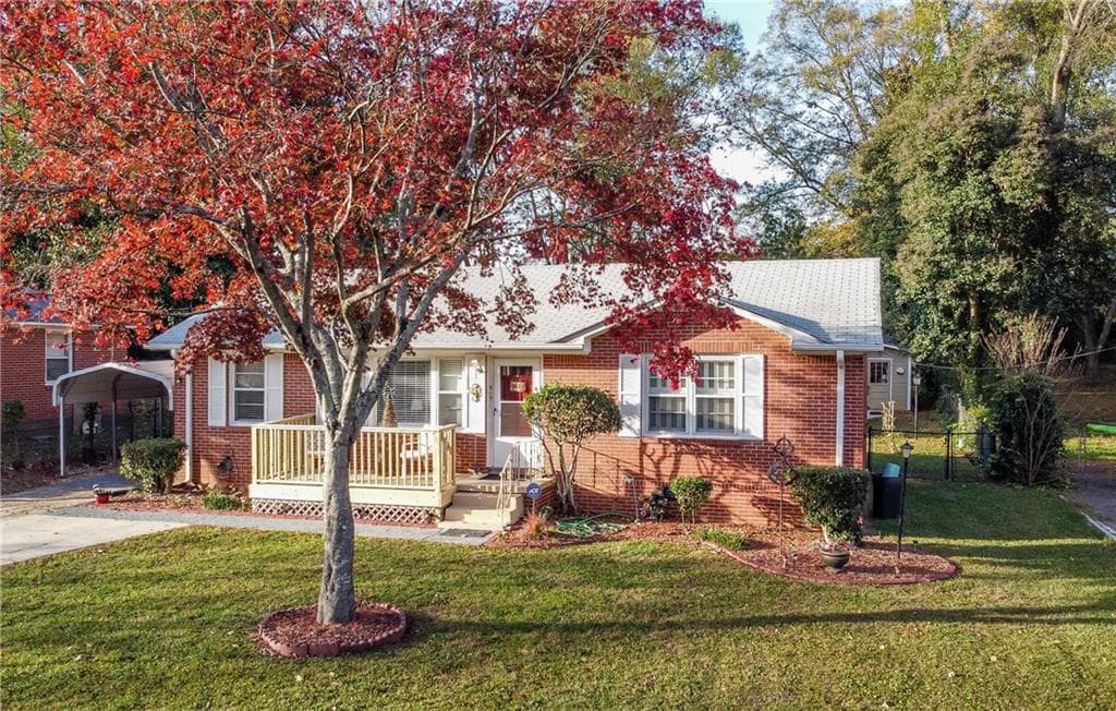 3 bedroom, 2 bathroom, 1,125 sq ft single family residence sold at 517 Kennesaw Drive, Smyrna, GA 30080