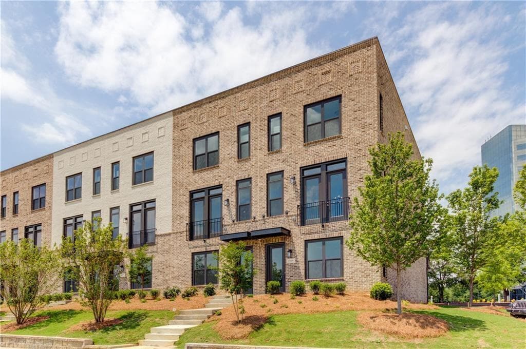 1569 Aldworth Place 60, Atlanta, GA 30339 — most recent listing photo