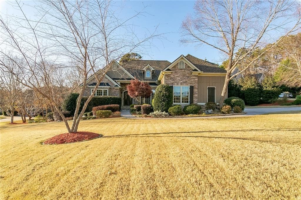 5 bedroom, 4 bathroom, 3,734 sq ft single family residence sold at 915 Gold Ridge Crossing, Canton, GA 30114