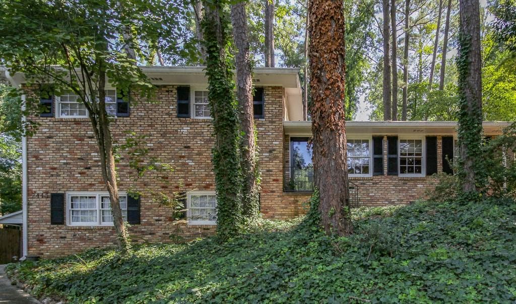 3 bedroom, 2 bathroom, 2,290 sq ft single family residence sold at 2447 Nancy Lane, Atlanta, GA 30345