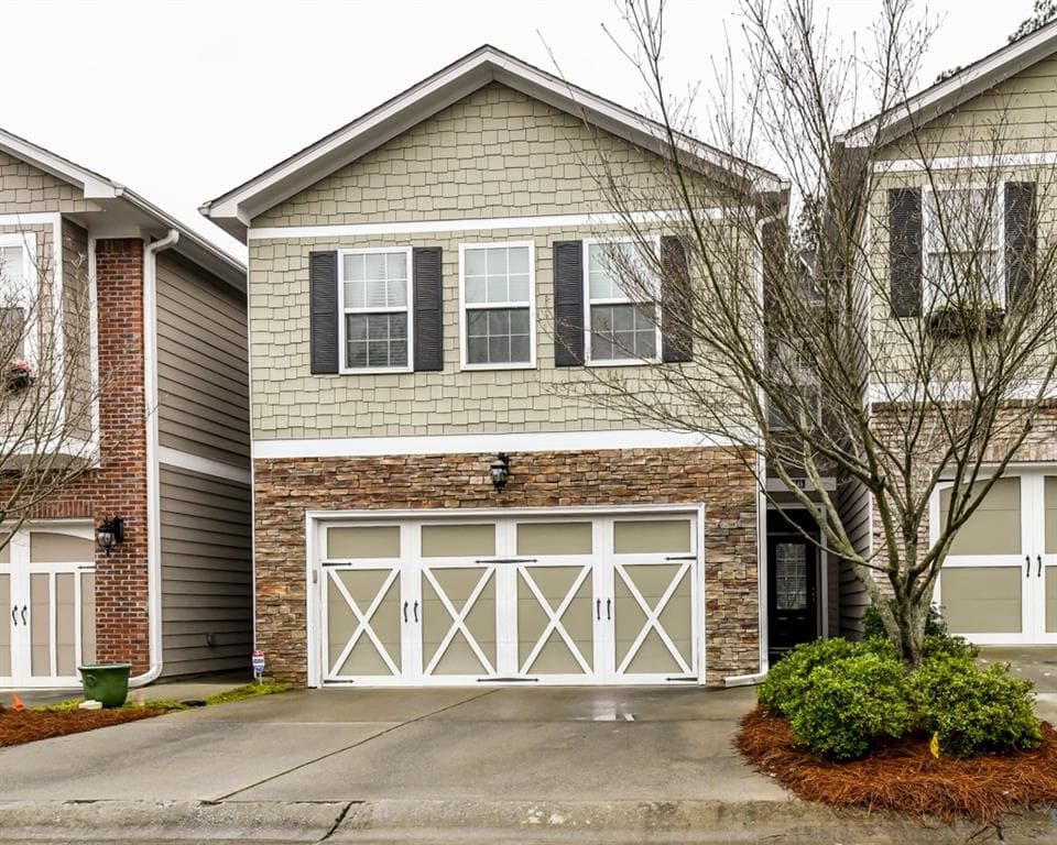3 bedroom, 3 bathroom, 2,064 sq ft townhouse sold at 2849 Jordan Oaks Lane, Decatur, GA 30033