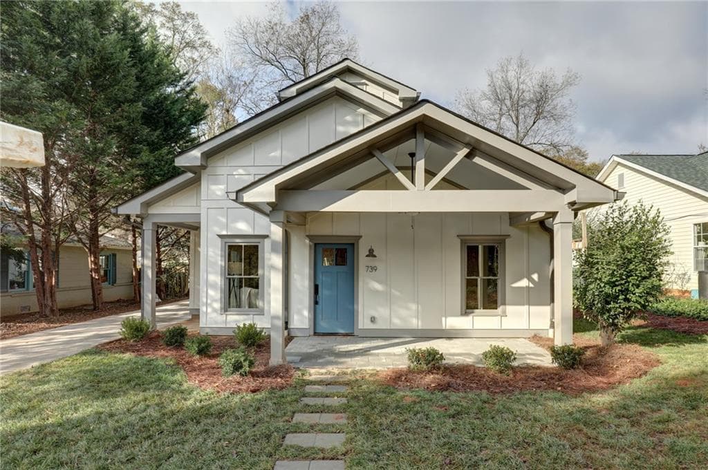 3 bedroom, 3 bathroom, 1,850 sq ft single family residence sold at 739 Dalerose Avenue, Decatur, GA 30030