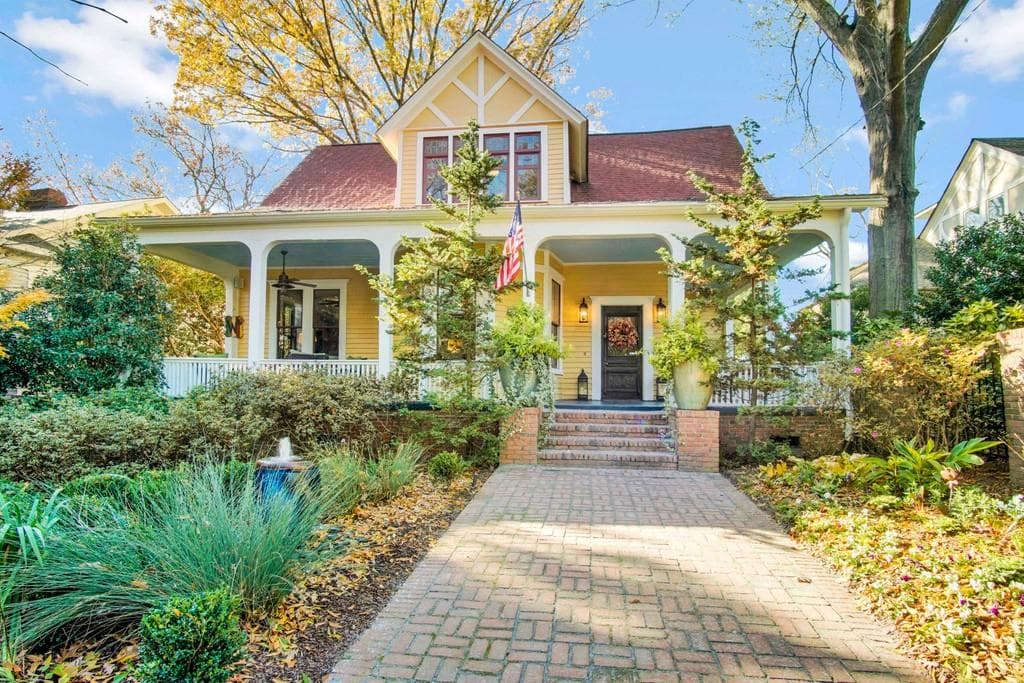4 bedroom, 3 bathroom, 3,400 sq ft single family residence sold at 188 Waverly Way, Atlanta, GA 30307