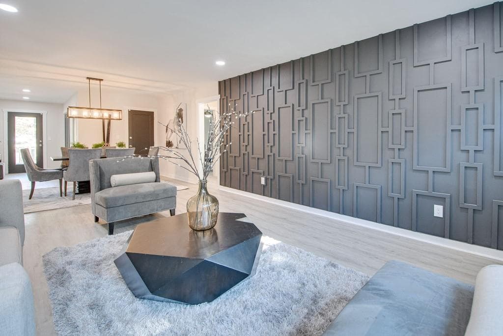 3 bedroom, 2 bathroom, 1,536 sq ft single family residence sold at 1675 Alvarado Terrace, Atlanta, GA 30310