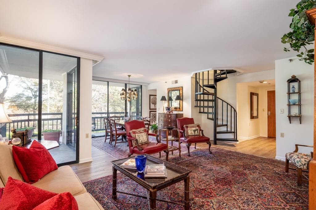 2 bedroom, 3 bathroom, 1,536 sq ft condominium sold at 1130 Piedmont Avenue 414, Atlanta, GA 30309