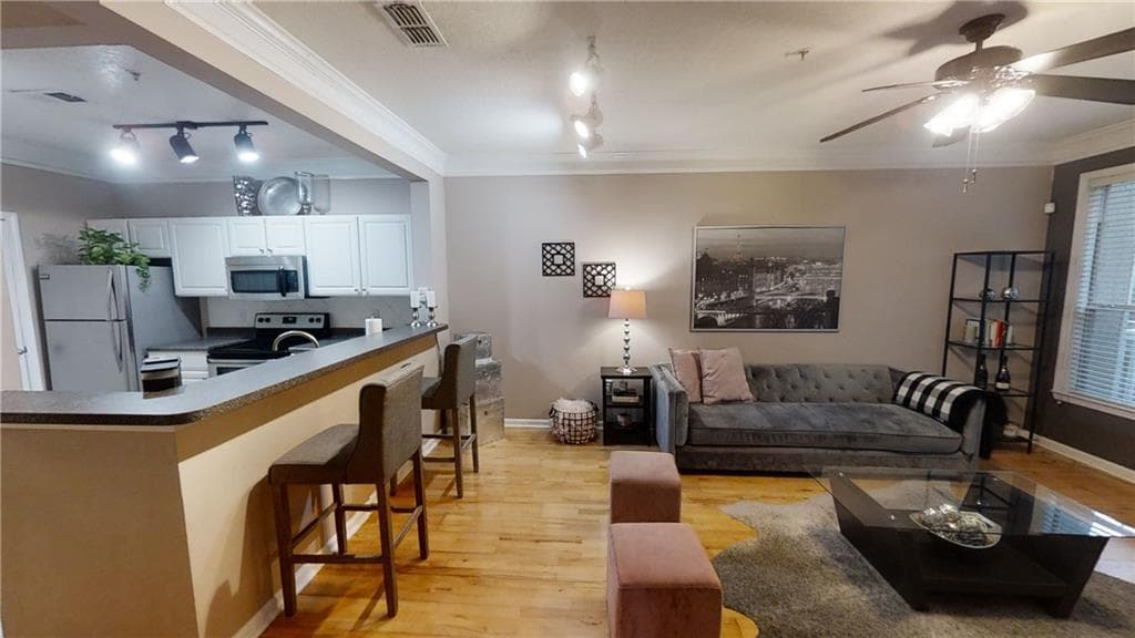 1 bedroom, 1 bathroom, 798 sq ft condominium sold at 4108 Westchester Ridge 4108, Atlanta, GA 30329