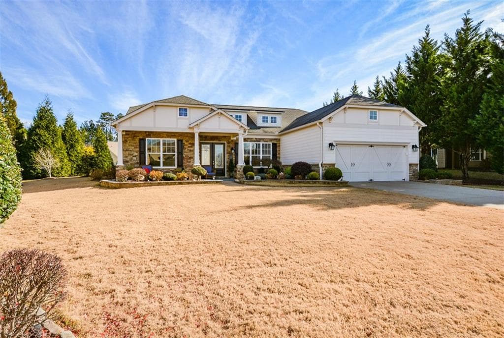 3 bedroom, 3 bathroom, 2,913 sq ft single family residence sold at 311 Skyland Drive, Canton, GA 30114