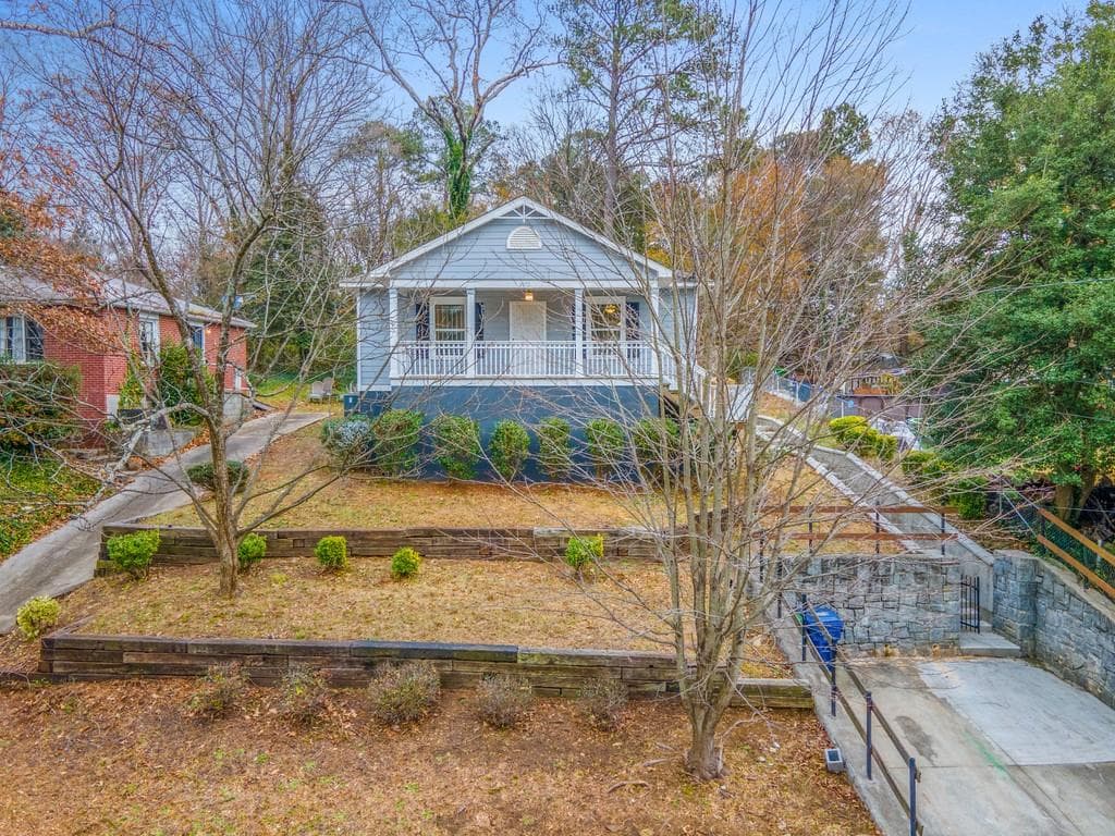 4 bedroom, 2 bathroom, 1,300 sq ft single family residence sold at 2872 Diana Drive, Atlanta, GA 30315