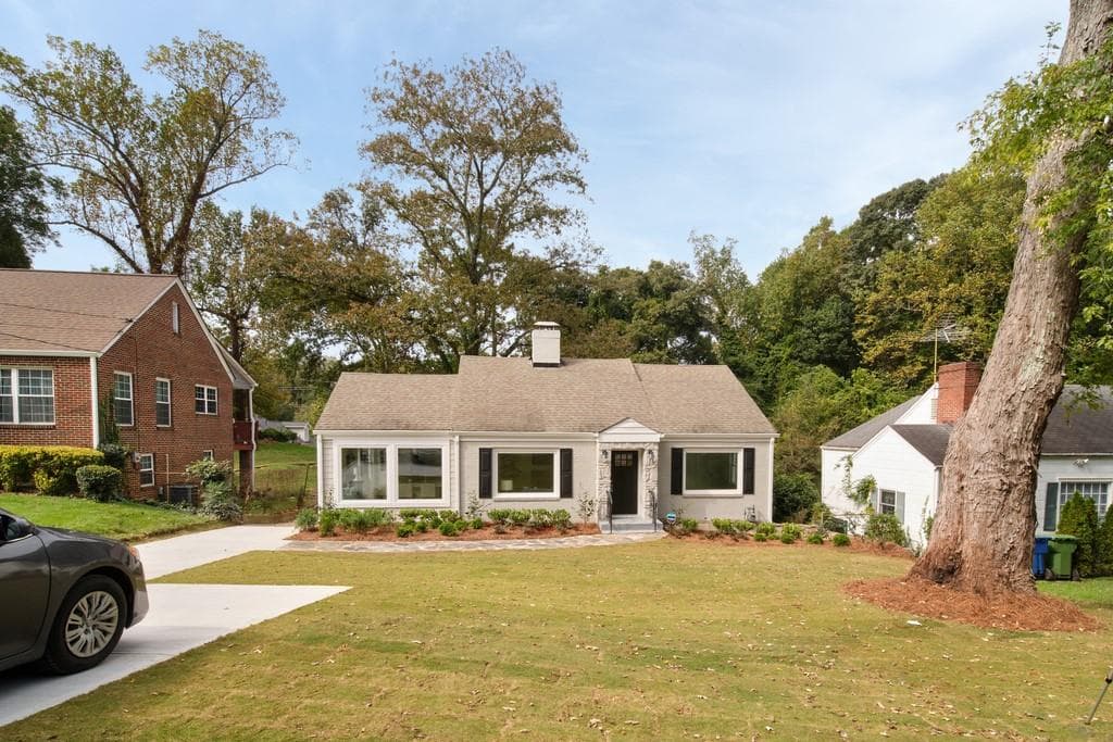 3 bedroom, 2 bathroom, 1,445 sq ft single family residence sold at 2333 Beecher Road, Atlanta, GA 30311
