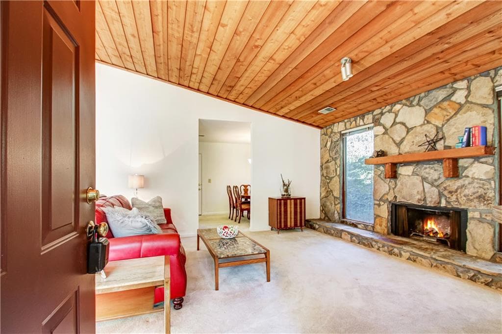 805 Bonnie Glen Drive, Marietta, GA 30067 — most recent listing photo