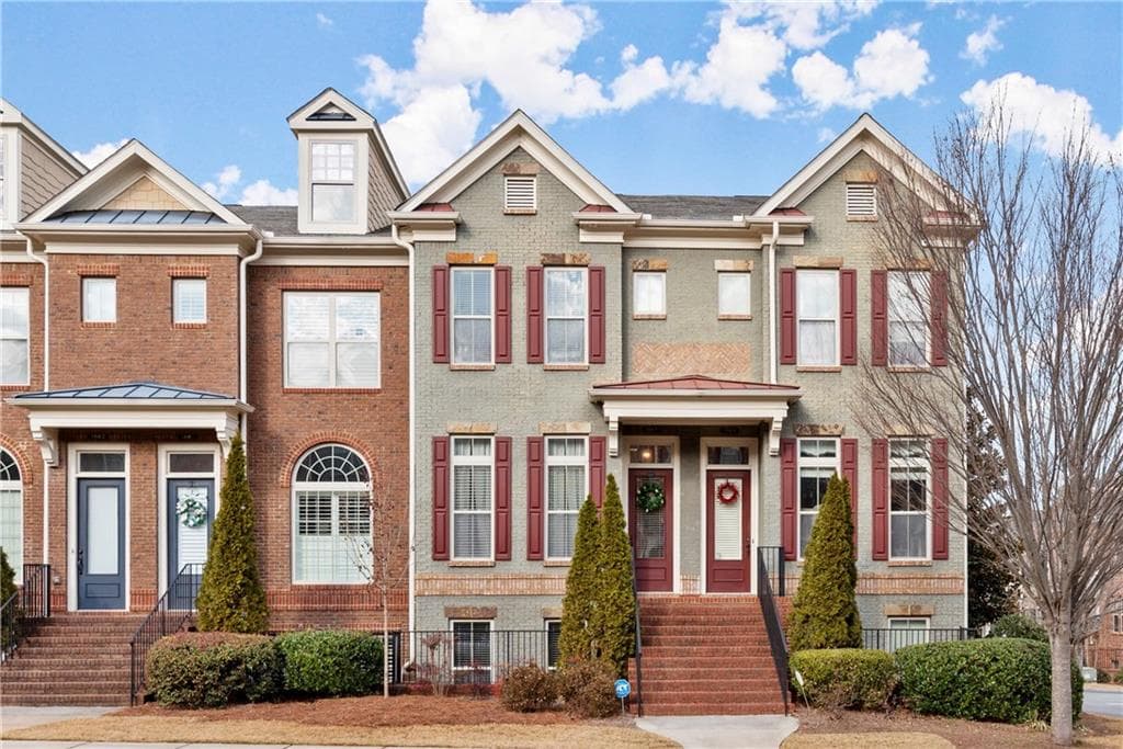 3 bedroom, 4 bathroom, 1,869 sq ft townhouse sold at 2667 Avon Cove, Atlanta, GA 30329