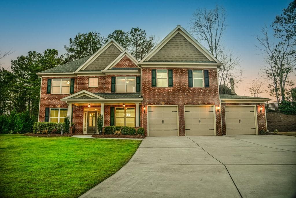 5 bedroom, 4 bathroom, 3,500 sq ft single family residence sold at 2691 Summer Wind Lane, Buford, GA 30519