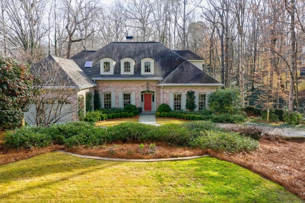 6 bedroom, 5 bathroom, 5,500 sq ft single family residence sold at 3573 Haddon Hall, Atlanta, GA 30327