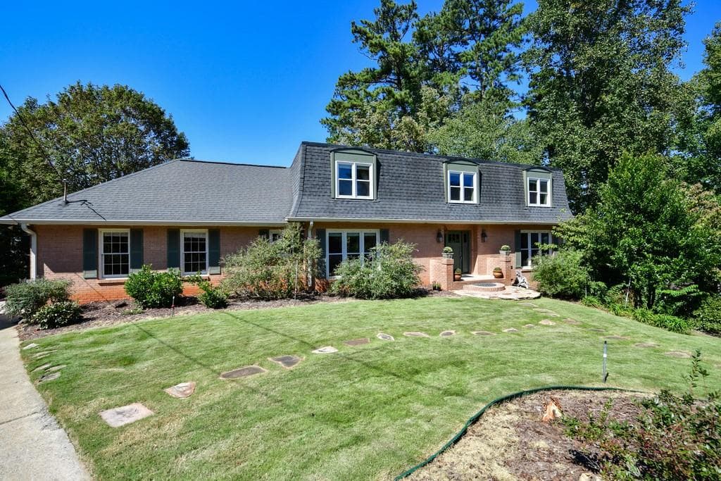 4 bedroom, 3 bathroom, 2,822 sq ft single family residence sold at 3128 Smokestone Court, Atlanta, GA 30345