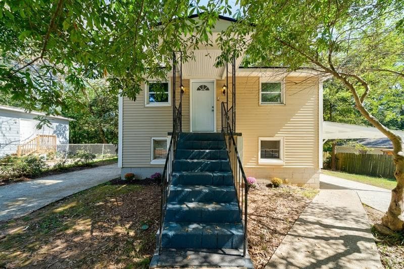 2 bedroom, 2 bathroom, 1,556 sq ft single family residence sold at 1900 Scott Street, Atlanta, GA 30315