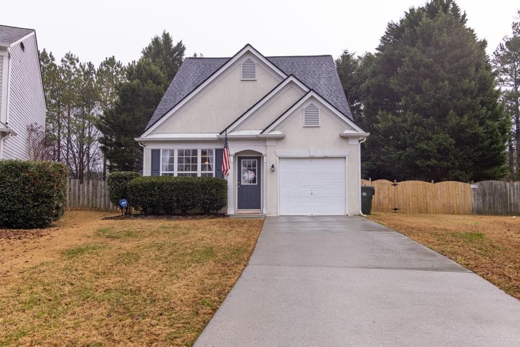 3 bedroom, 3 bathroom, 1,450 sq ft single family residence sold at 1652 Woodsford Road, Kennesaw, GA 30152