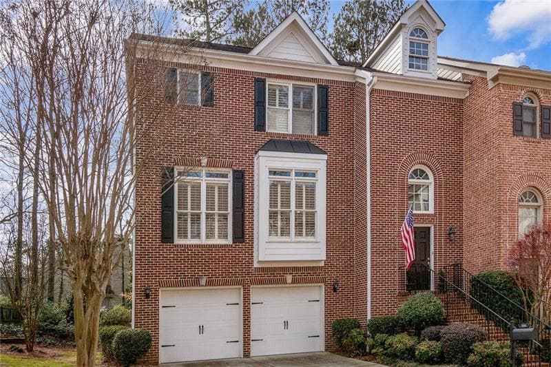 4 bedroom, 4 bathroom, 2,492 sq ft townhouse sold at 7255 Village Creek Trace, Atlanta, GA 30328