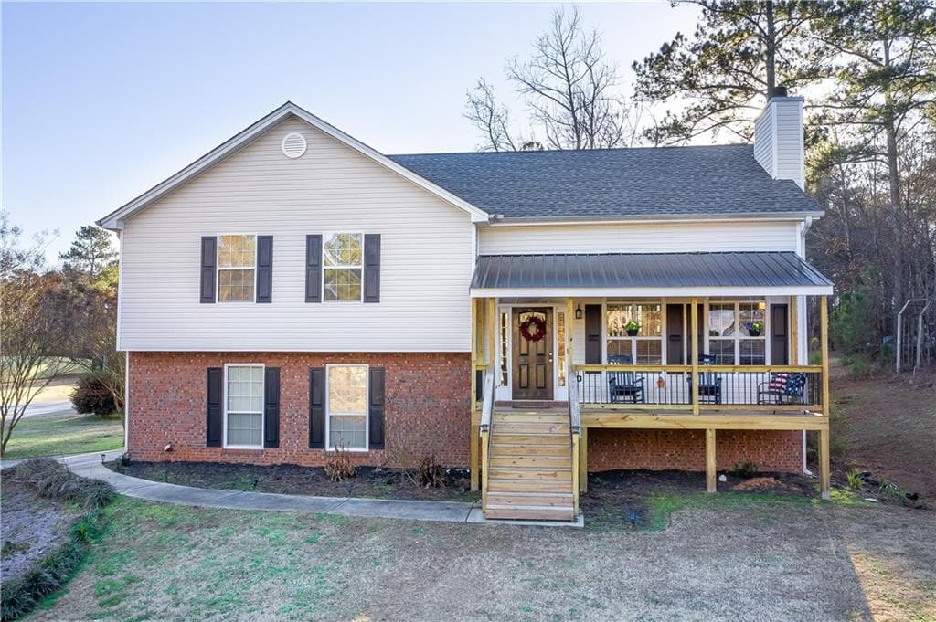 3 bedroom, 3 bathroom, 1,916 sq ft single family residence sold at 605 Dakota Street, Bethlehem, GA 30620
