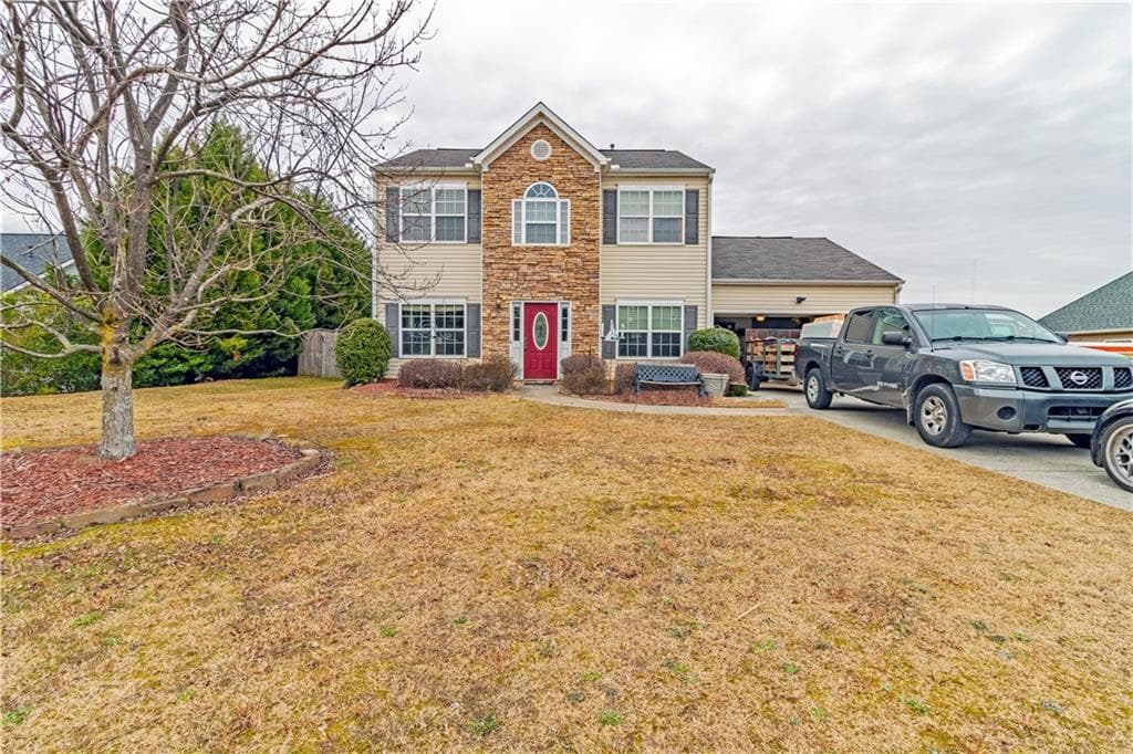 3 bedroom, 3 bathroom, 1,924 sq ft single family residence sold at 1210 St James Place, Loganville, GA 30052