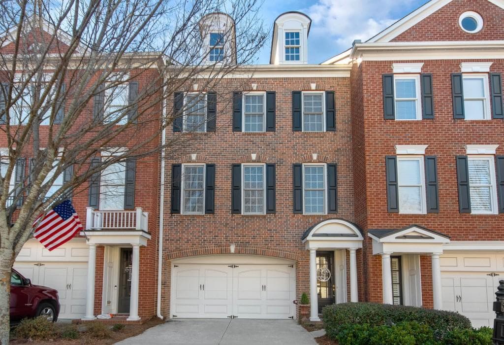 4309 Village Green Drive, Roswell, GA 30075 — most recent listing photo