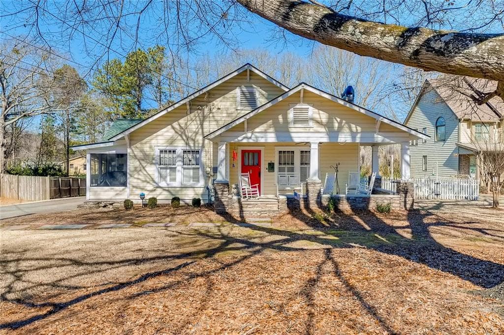 3 bedroom, 2 bathroom, 1,984 sq ft single family residence sold at 618 Concord Road, Smyrna, GA 30082