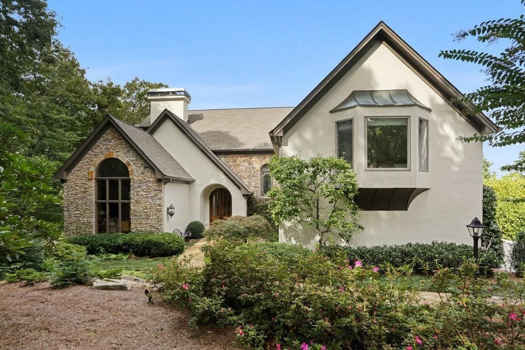 5 bedroom, 6 bathroom, 7,316 sq ft single family residence sold at 55 Pointe Ridge Drive, Atlanta, GA 30328