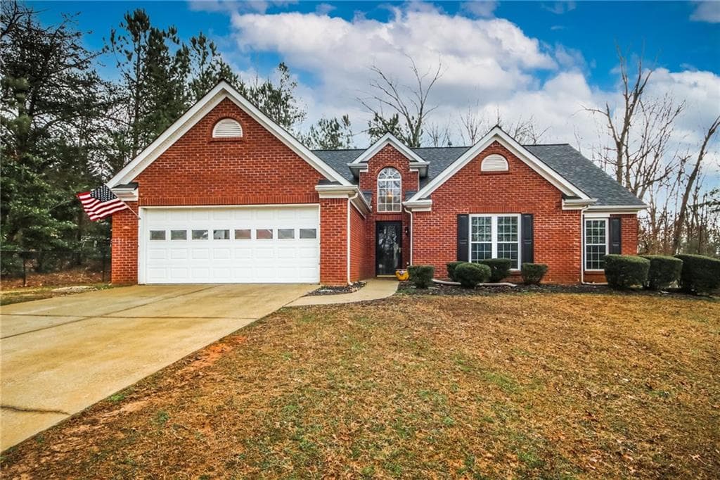 6187 Glen Oak Drive, Flowery Branch, GA 30542 — most recent listing photo