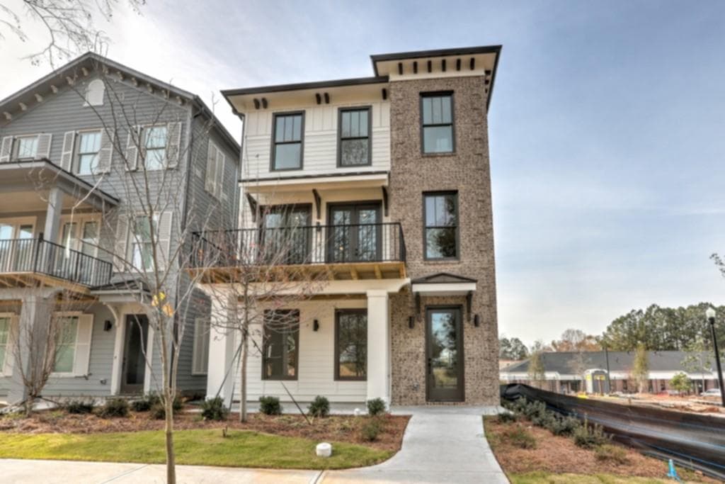 330 Villa Magnolia Lane, Alpharetta, GA 30009 — most recent listing photo