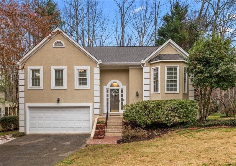 3 bedroom, 3 bathroom, 2,680 sq ft single family residence sold at 316 Summerchase Lane, Woodstock, GA 30189