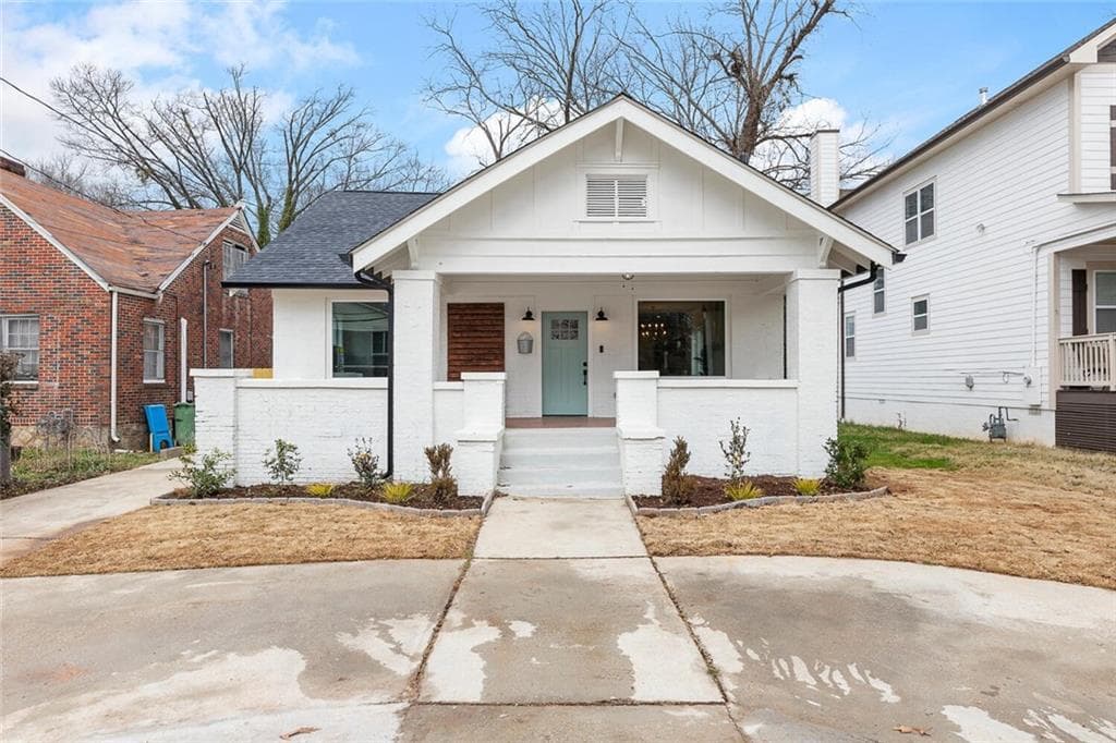 3 bedroom, 2 bathroom, 1,782 sq ft single family residence sold at 1383 Lucile Avenue, Atlanta, GA 30310