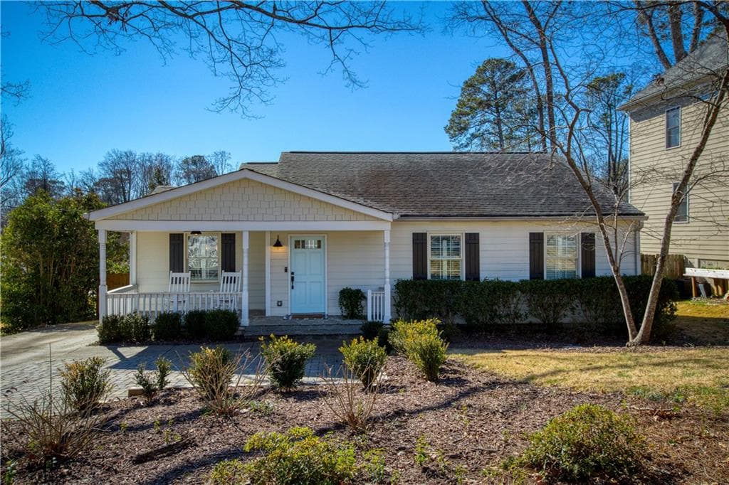 3 bedroom, 2 bathroom, 1,488 sq ft single family residence sold at 2714 N Thompson Road, Brookhaven, GA 30319