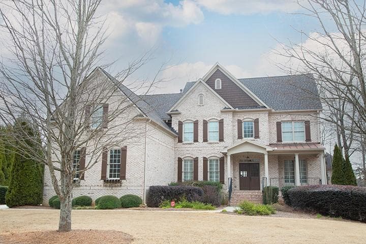 6 bedroom, 5 bathroom, 6,116 sq ft single family residence sold at 1055 Lillian Drive, Alpharetta, GA 30004