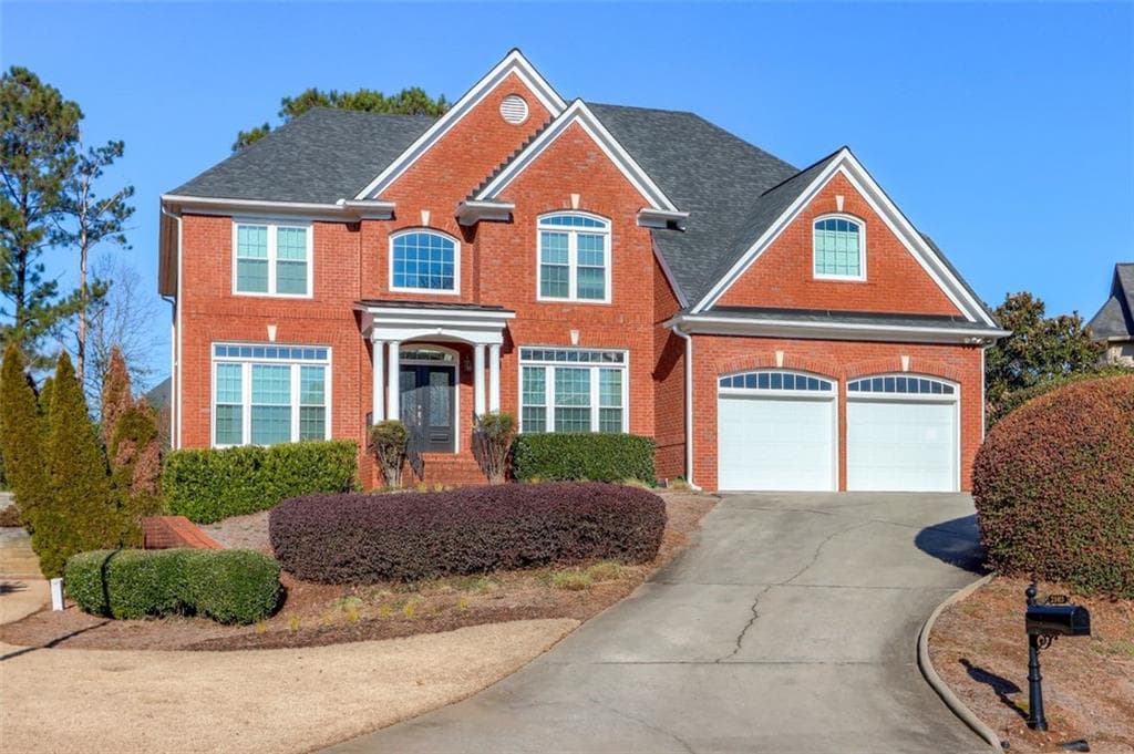 5 bedroom, 4 bathroom, 3,832 sq ft single family residence sold at 2103 Kinsmon Drive, Marietta, GA 30062
