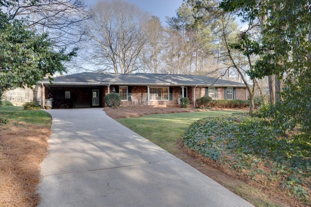 3 bedroom, 2 bathroom, 1,815 sq ft single family residence sold at 160 Jade Cove Drive, Roswell, GA 30075