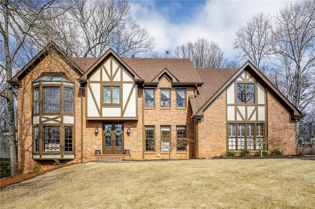 2560 Whisper Wind Court, Roswell, GA 30076 — most recent listing photo