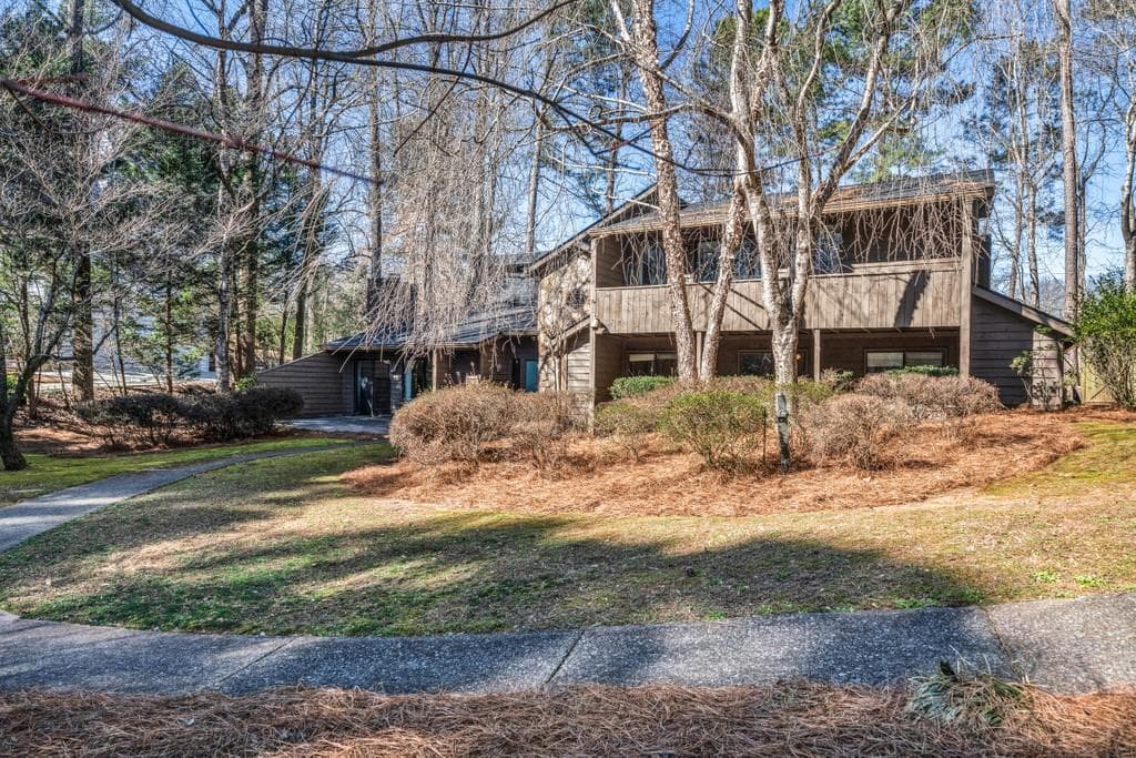 4 bedroom, 3 bathroom, 2,856 sq ft single family residence sold at 4256 Loch Highland Parkway, Roswell, GA 30075