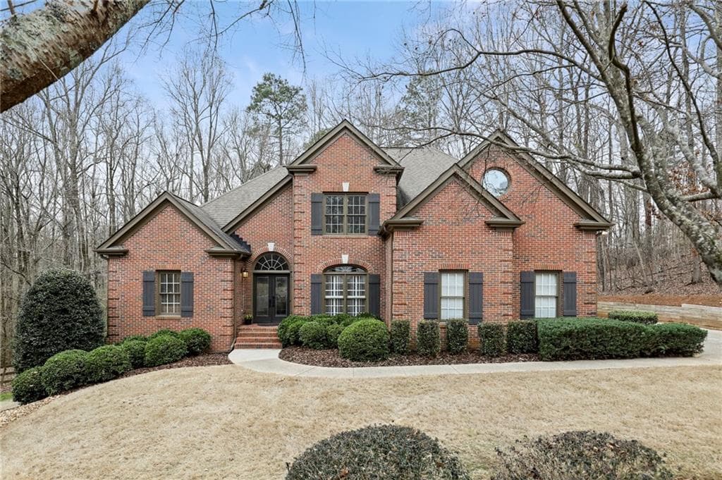 6 bedroom, 4 bathroom, 4,022 sq ft single family residence sold at 77 Glenleigh Court, Suwanee, GA 30024