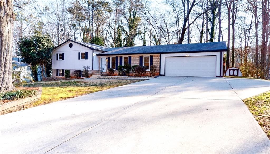3 bedroom, 2 bathroom, 2,208 sq ft single family residence sold at 3360 Vandiver Drive, Marietta, GA 30066