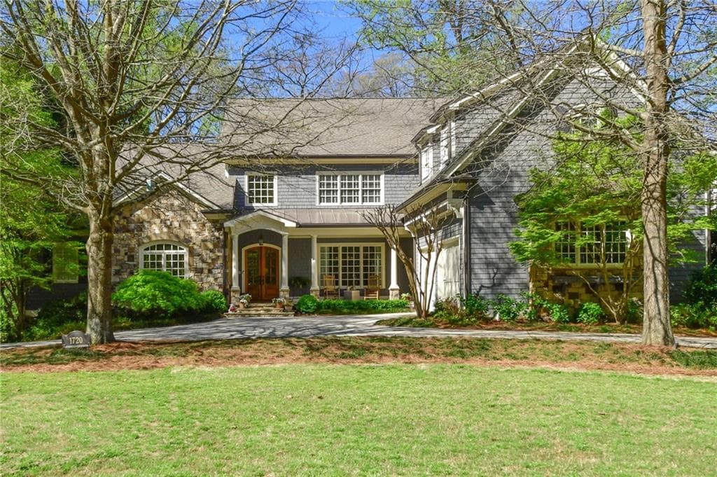 6 bedroom, 7 bathroom, 8,700 sq ft single family residence sold at 1720 Doncaster Drive, Atlanta, GA 30309