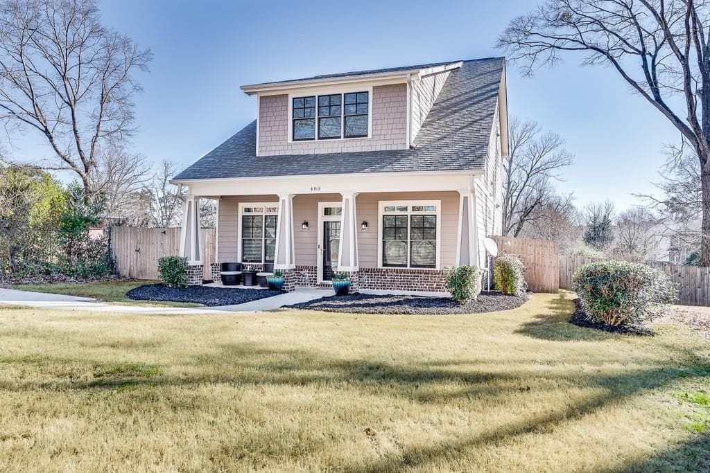 4 bedroom, 3 bathroom, 2,462 sq ft single family residence sold at 480 Summit Drive, Atlanta, GA 30317