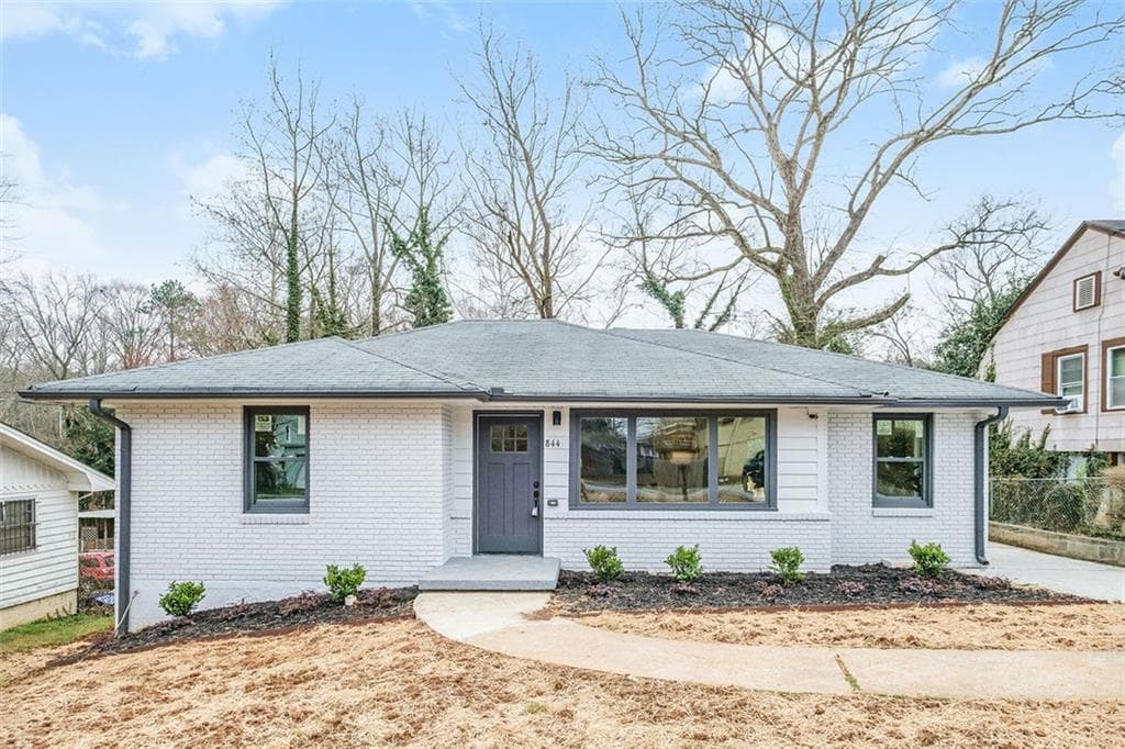 3 bedroom, 2 bathroom, 1,274 sq ft single family residence sold at 844 DECKNER Avenue, Atlanta, GA 30310