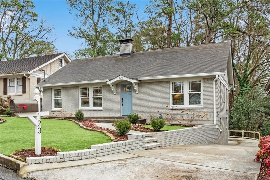 3 bedroom, 2 bathroom single family residence sold at 123 Ridgeland Way, Atlanta, GA 30305