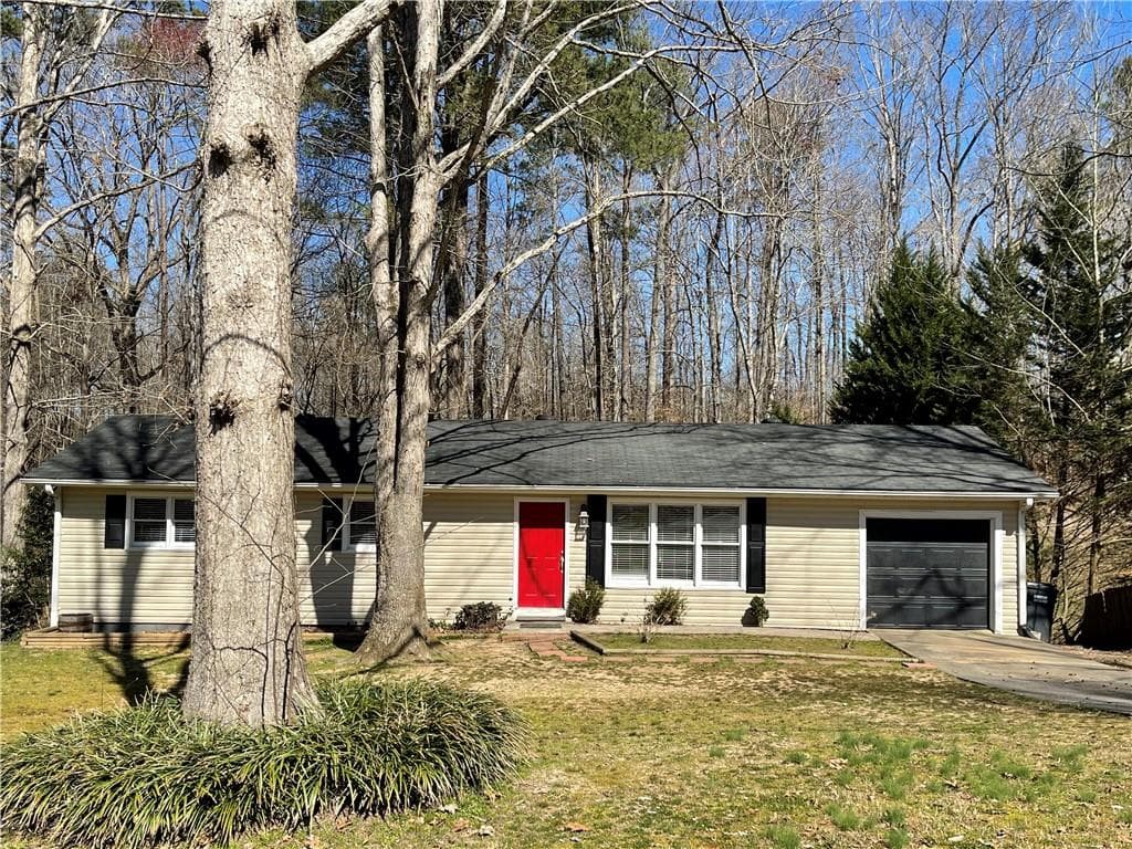 3 bedroom, 2 bathroom, 1,200 sq ft single family residence sold at 3544 Vicky Circle, Kennesaw, GA 30144