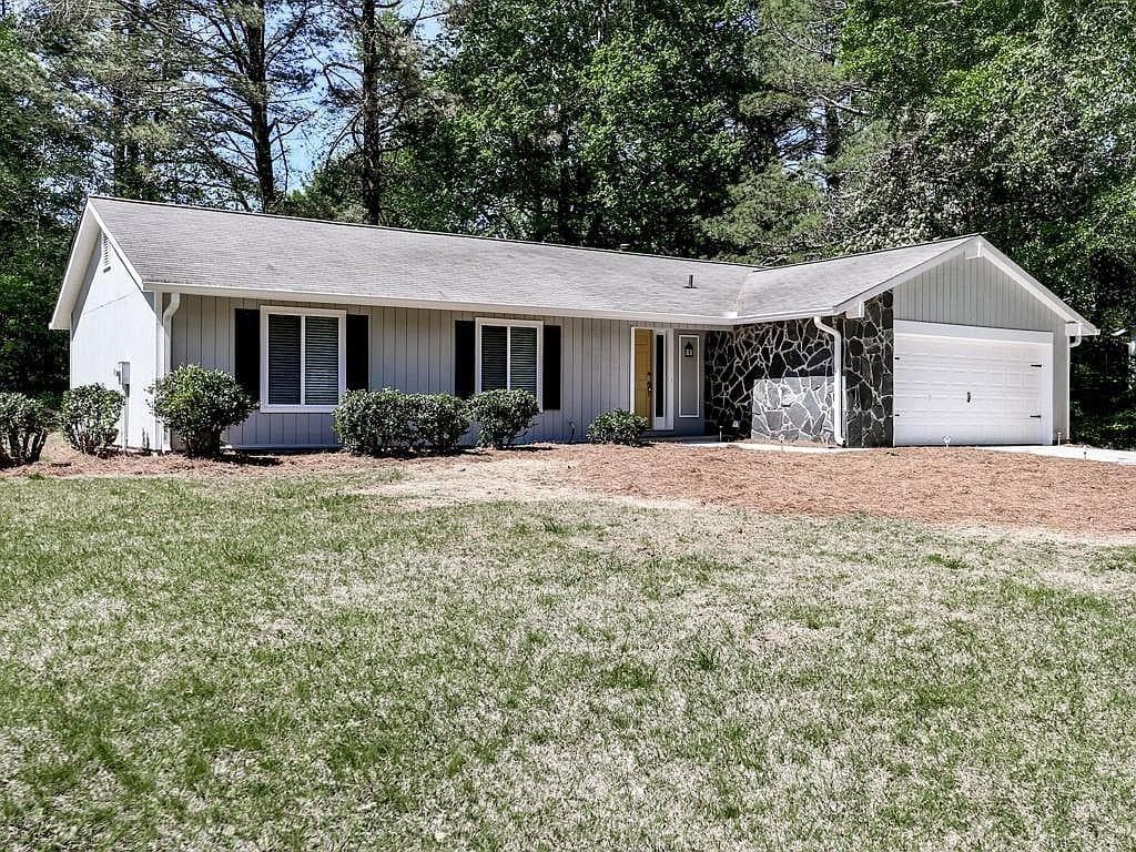 3 bedroom, 2 bathroom, 1,264 sq ft single family residence sold at 2713 Post Oak Court, Marietta, GA 30062