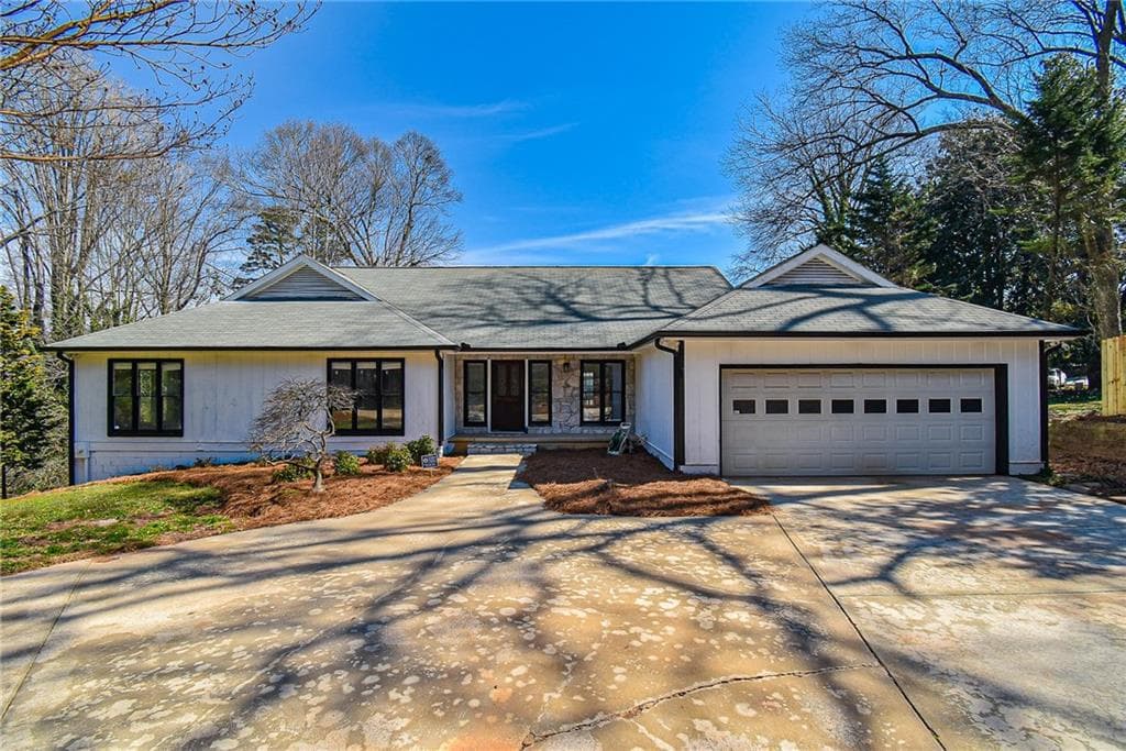 4 bedroom, 4 bathroom, 2,488 sq ft single family residence sold at 539 Crestview Terrace, Gainesville, GA 30501