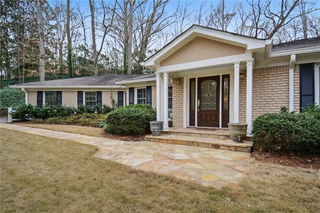4 bedroom, 4 bathroom, 2,284 sq ft single family residence sold at 4336 Mount Paran Parkway, Atlanta, GA 30327