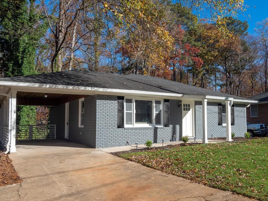 3 bedroom, 2 bathroom, 1,350 sq ft single family residence sold at 947 Turner Drive, Smyrna, GA 30080