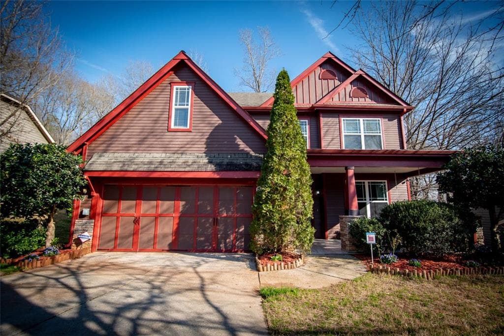 4 bedroom, 3 bathroom, 2,360 sq ft single family residence sold at 2938 BOULDER WALK Court, Atlanta, GA 30316